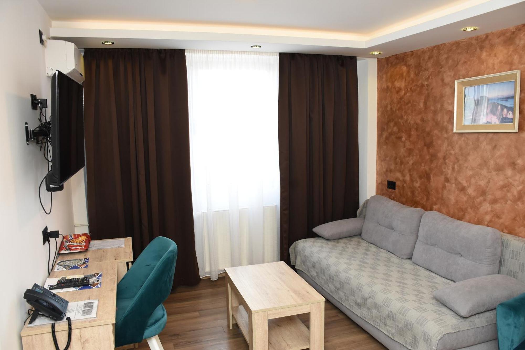 Hotel "Srbija Tis" Заечар Экстерьер фото