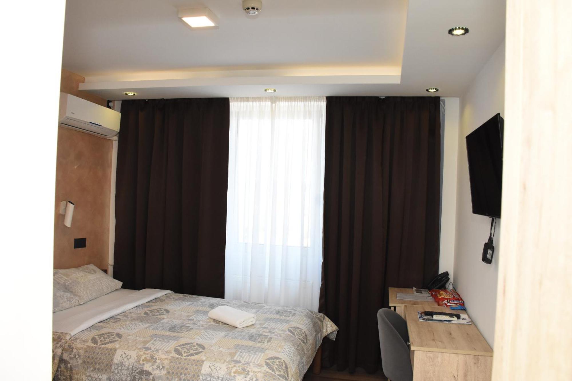 Hotel "Srbija Tis" Заечар Экстерьер фото